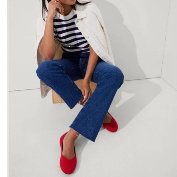 Red Women's Ballet Red Flats Size 6 - Picture 2 of 9